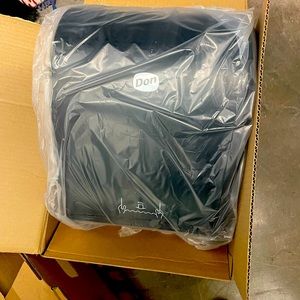 Mechanical Hand towel dispenser